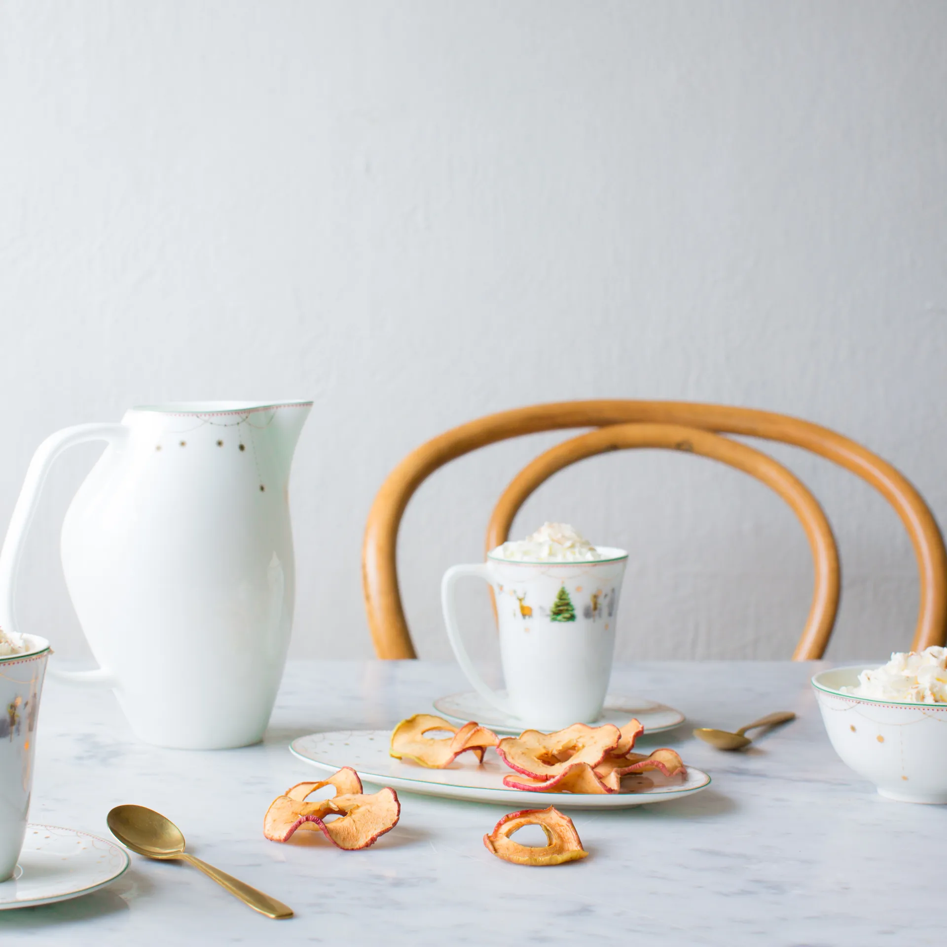 Julemorgen serving 盘子 oval, 20 cm Wik & Walsøe