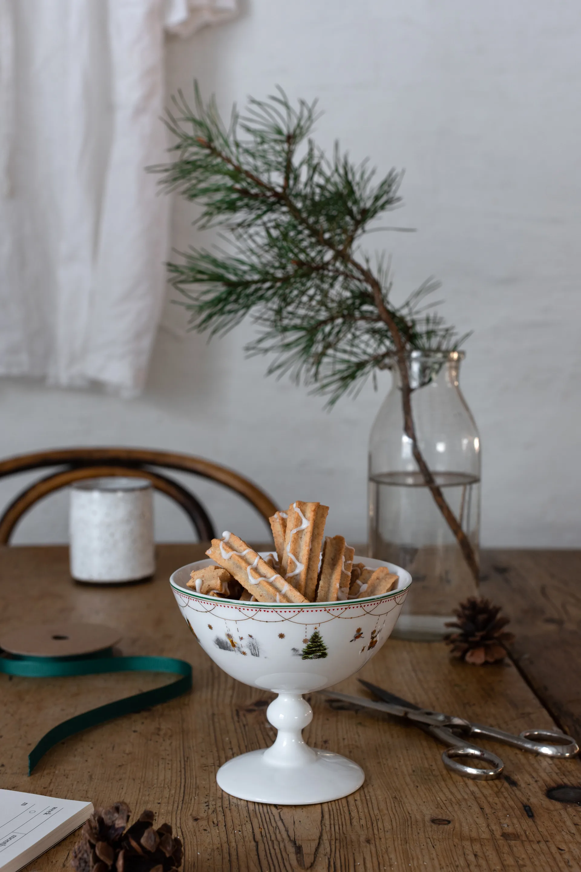 Julemorgen Story 碗  on foot, Ø13 cm Wik & Walsøe