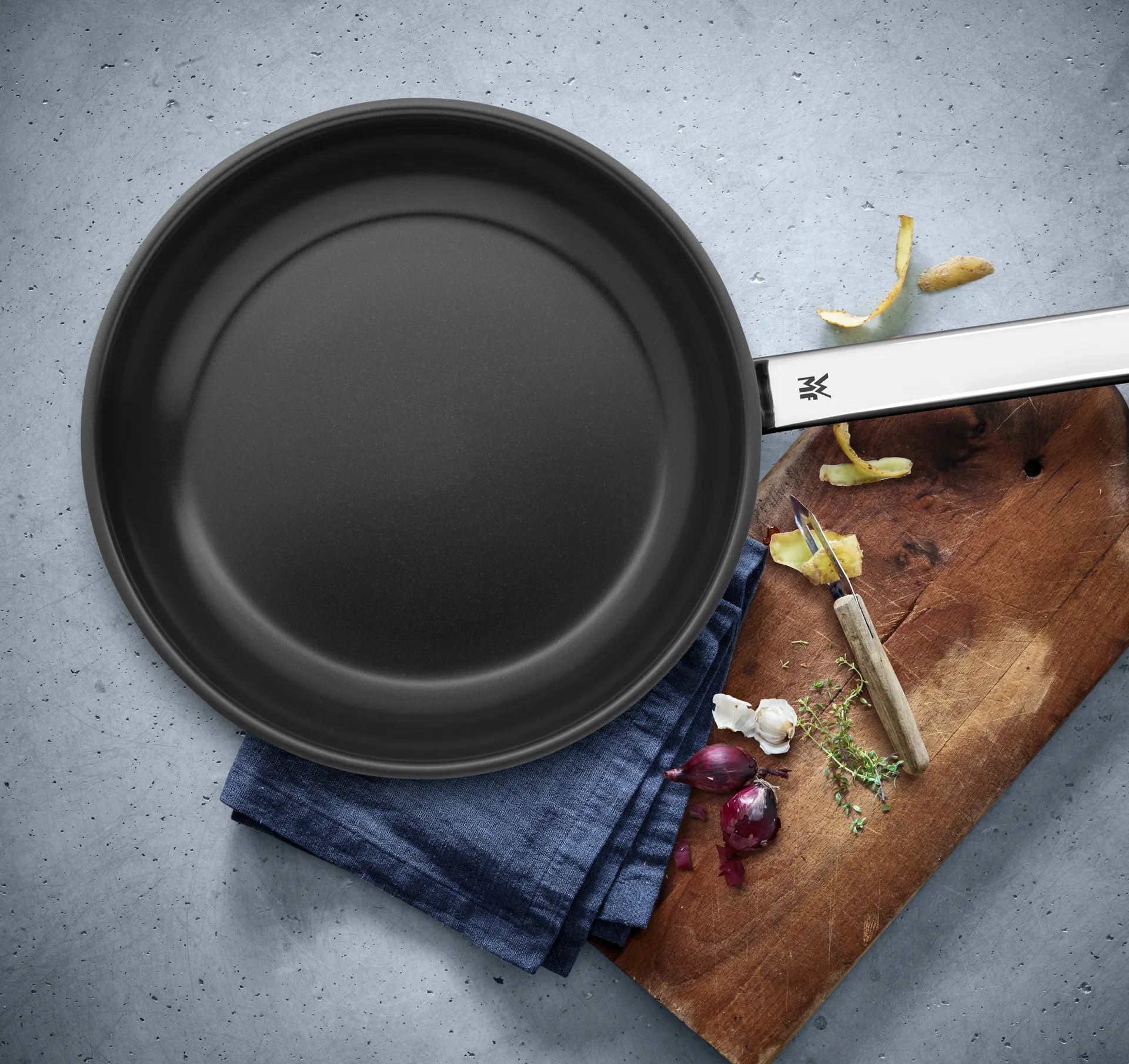 Durado cromargan frying pan, 32 cm WMF