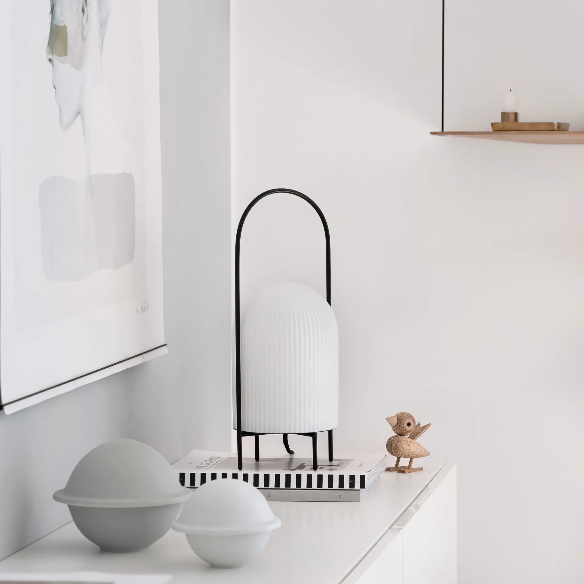 Ghost 台灯/落地灯, 黑色-白色 乳白色玻璃 Woud