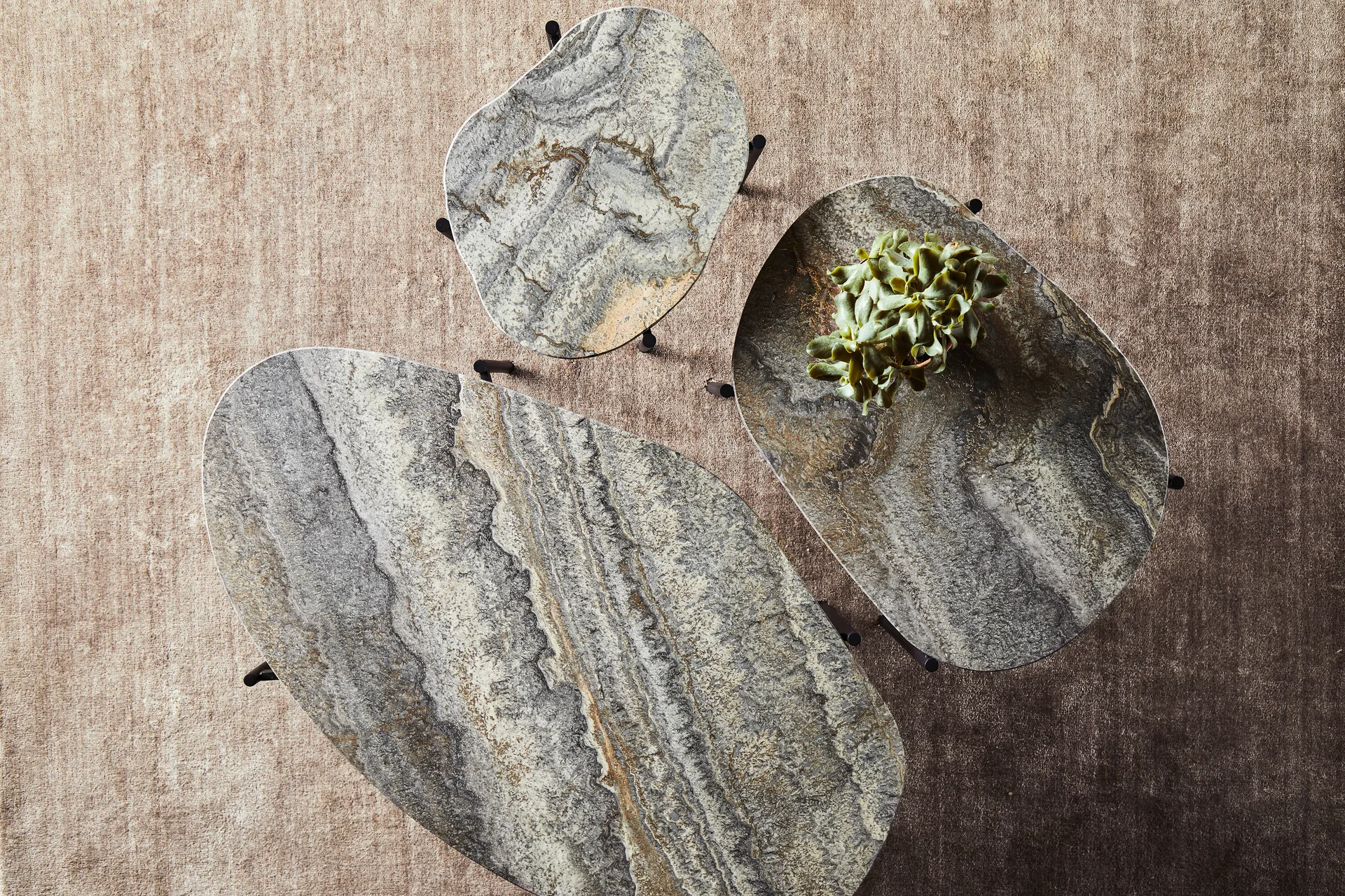 La Terra 茶几/边桌 中号, 灰色纹路 Woud