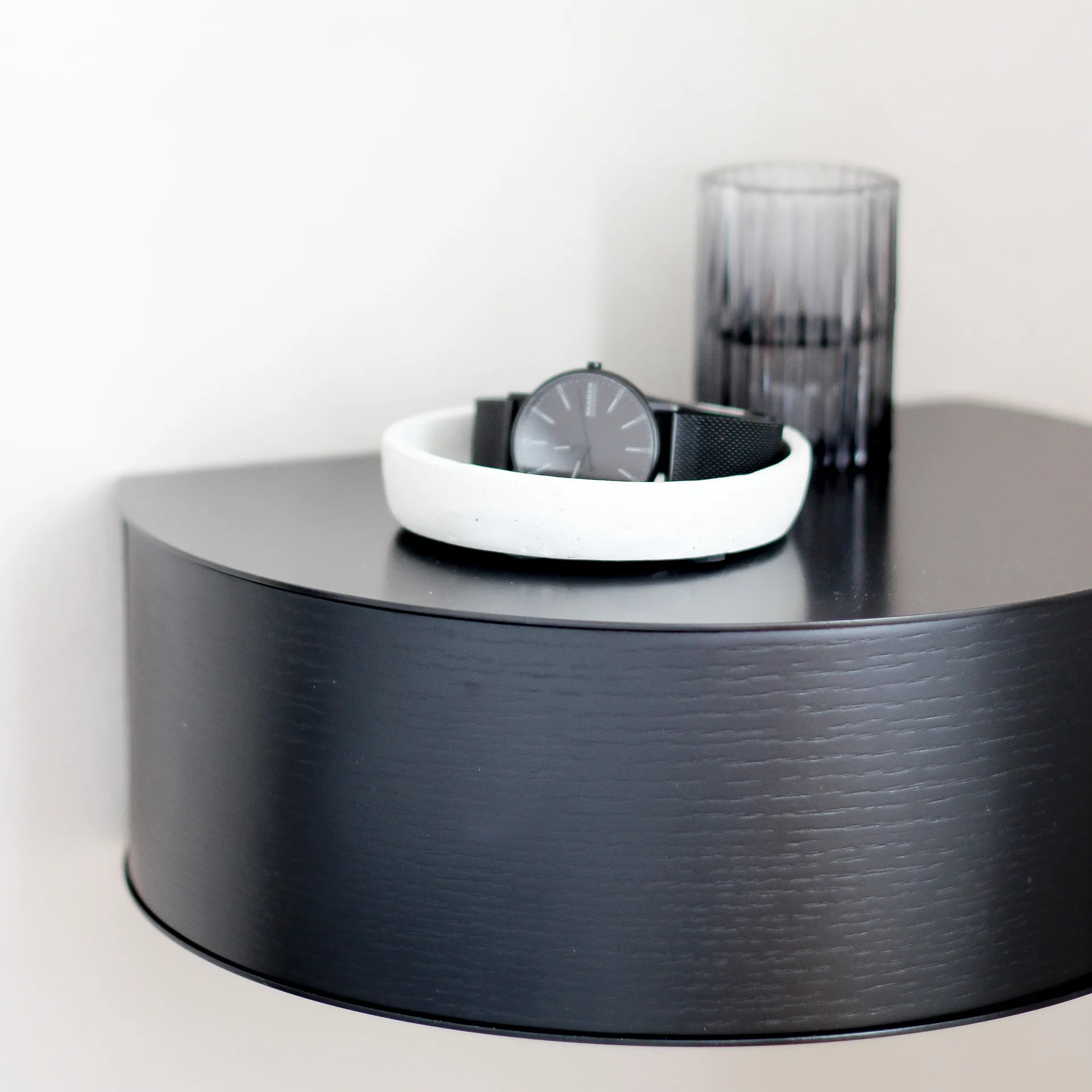 Wallie 架子, 黑色 Woud