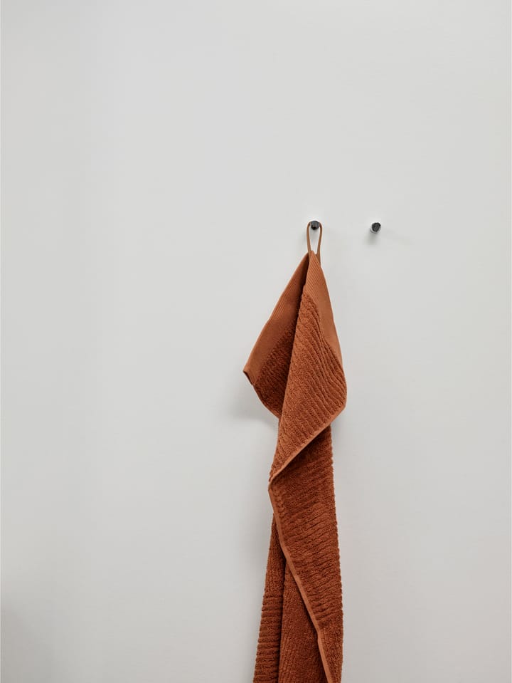 Classic 浴巾 70x140 cm, 红陶 Zone Denmark