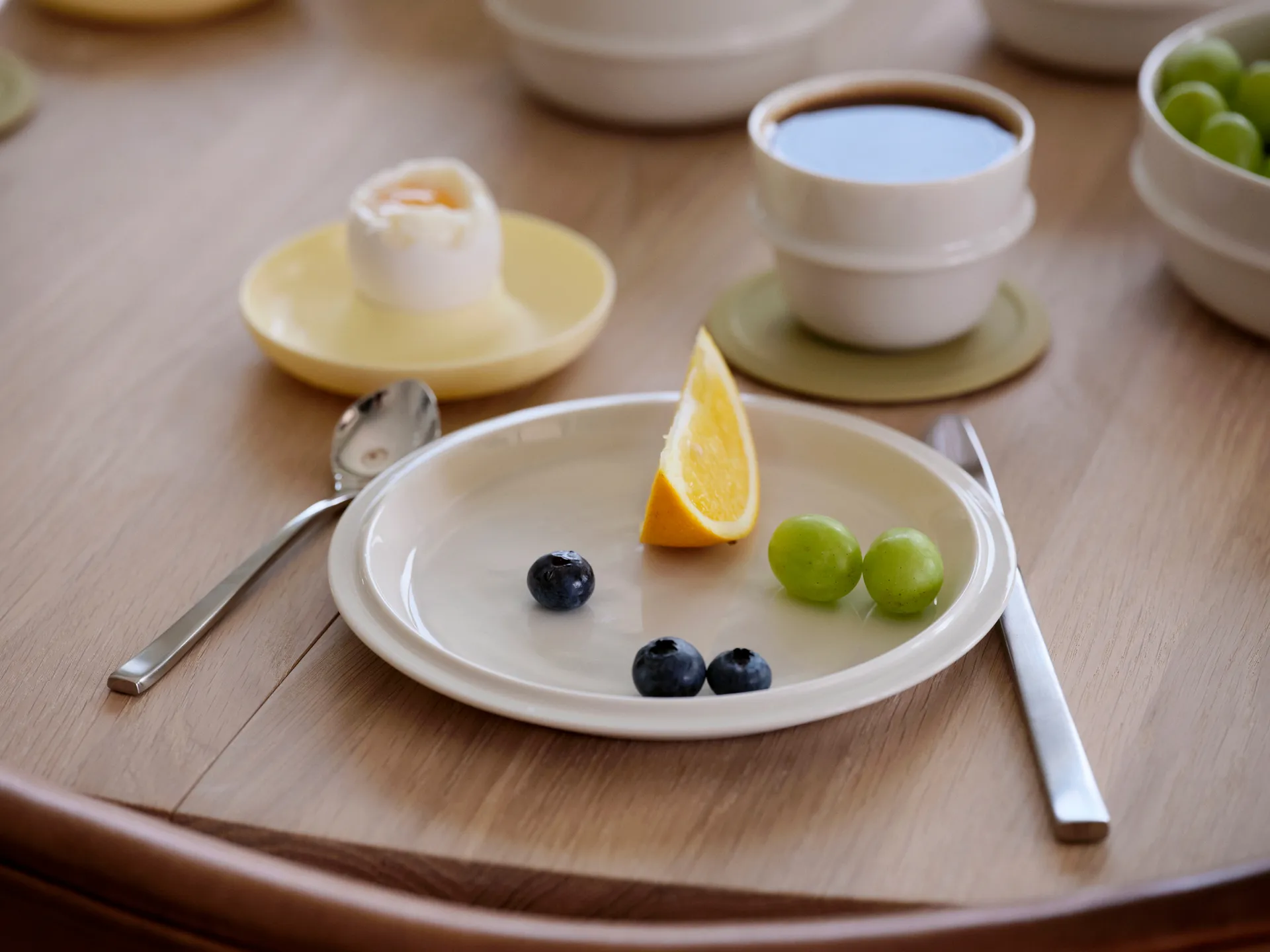 Eau 盘子 Ø12 cm, 米白色 Zone Denmark