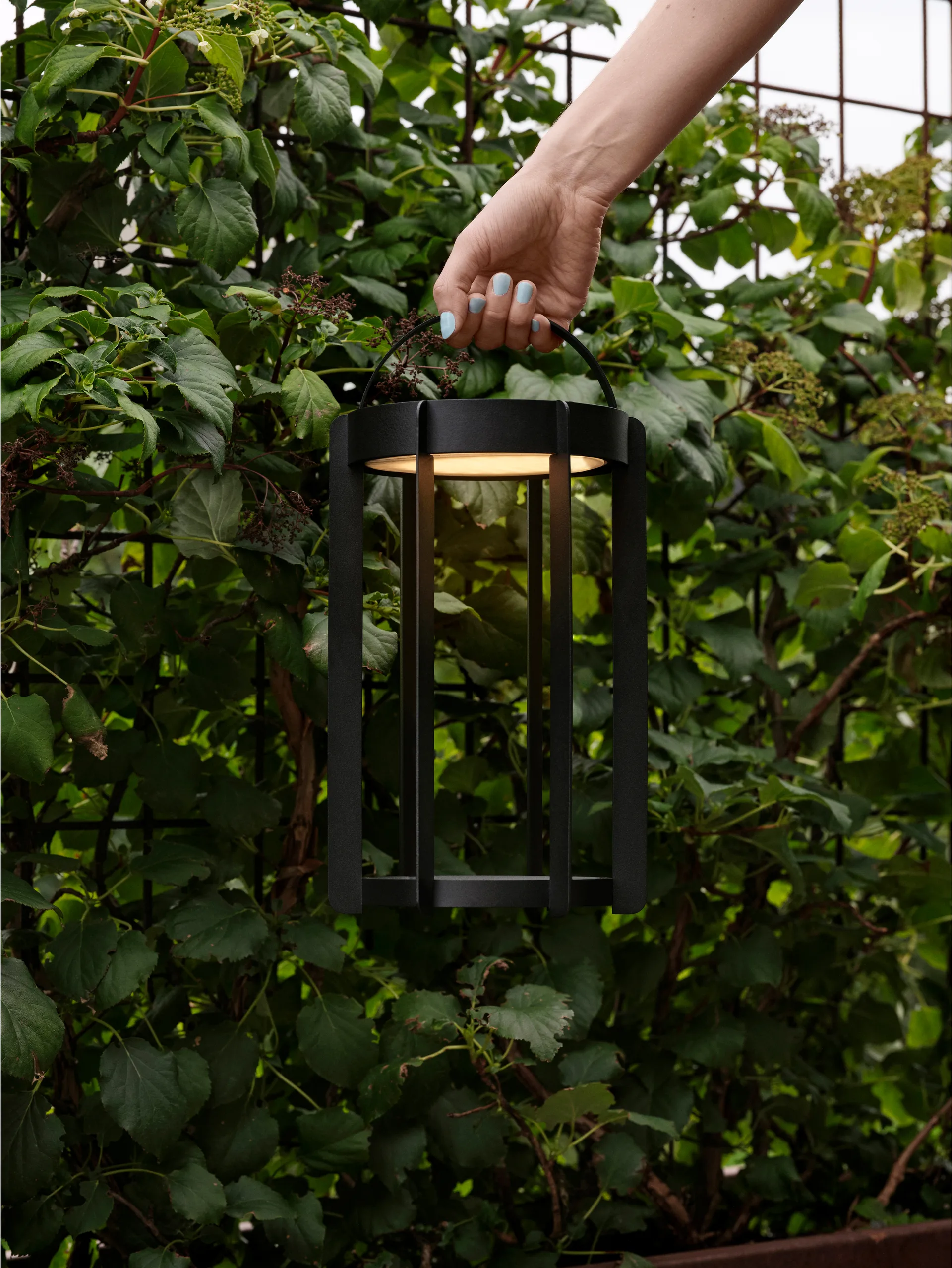 Firefly 烛台 便携 LED 灯, 黑色 Aluminium Zone Denmark