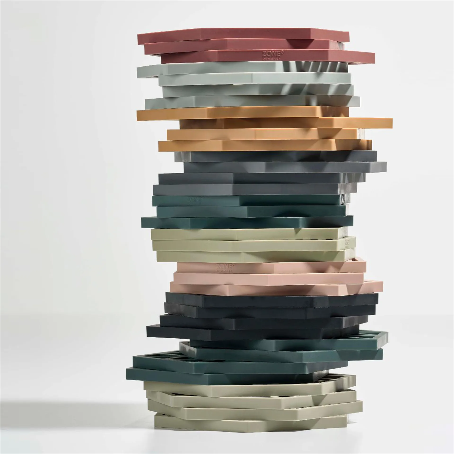 Hexagon trivet, warm 灰色 Zone Denmark