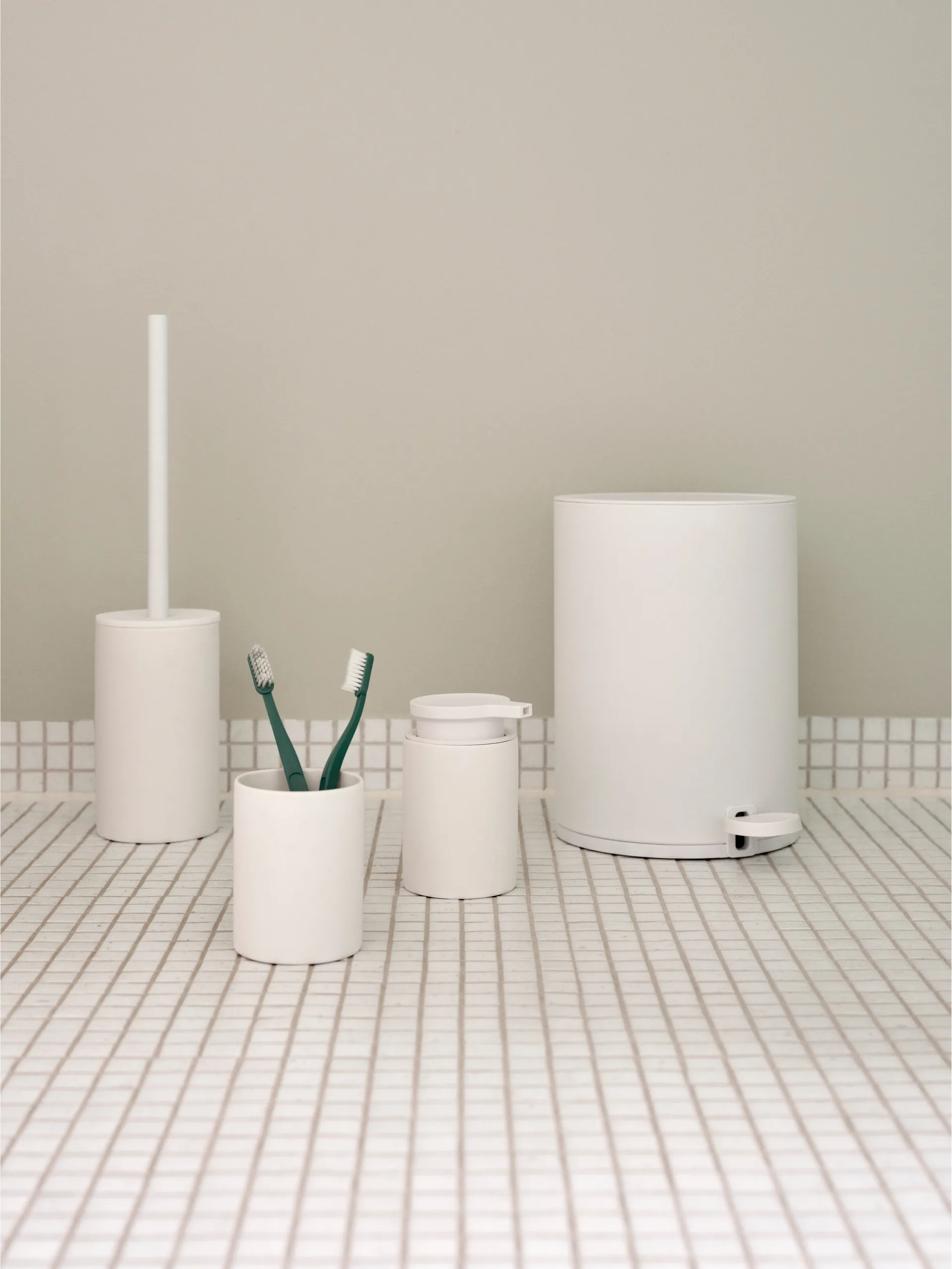 Karma 脚踏式桶 3 L, 白色 Zone Denmark