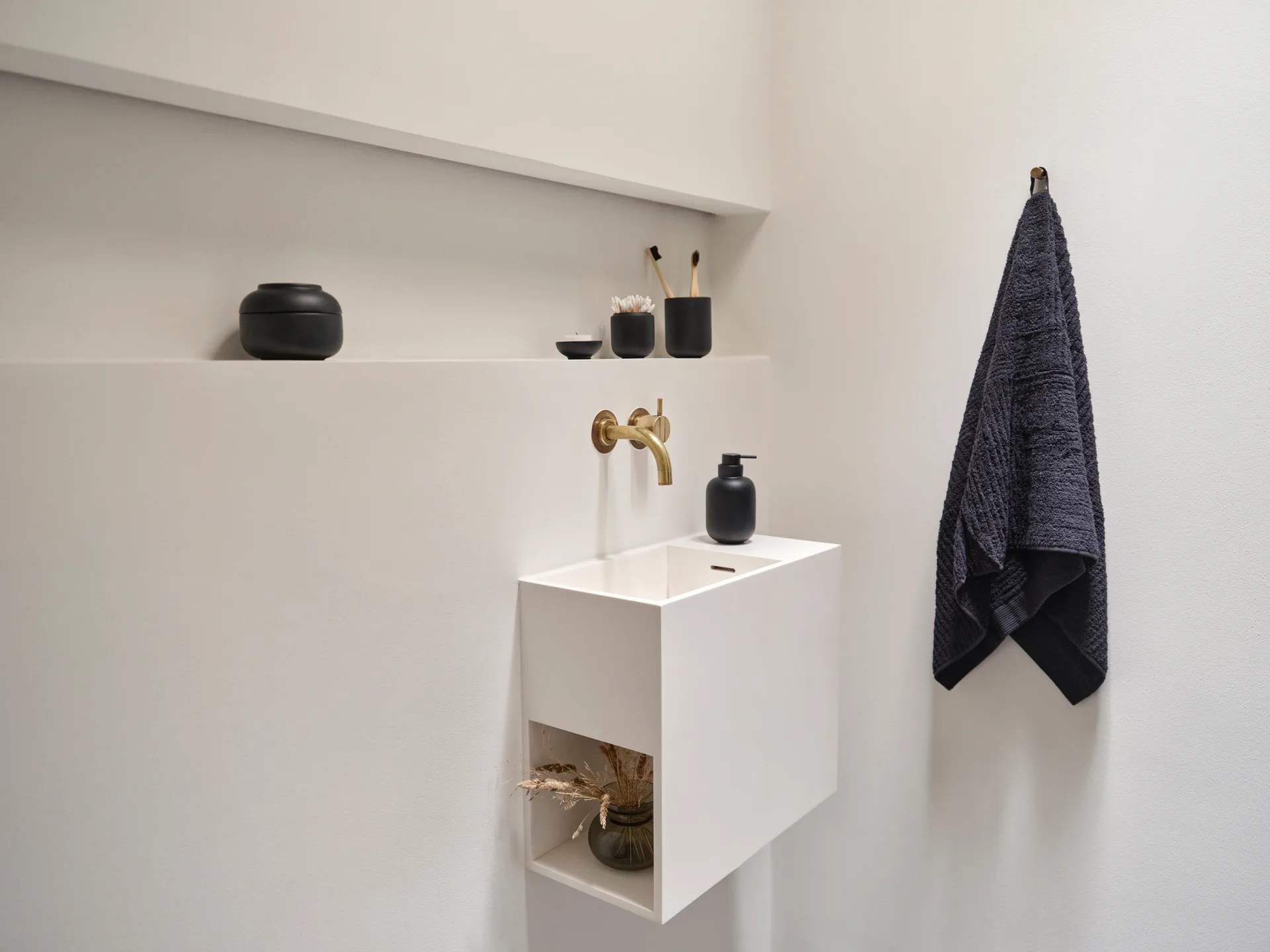 Sensu 皂液器 30 cl, 黑色 Zone Denmark