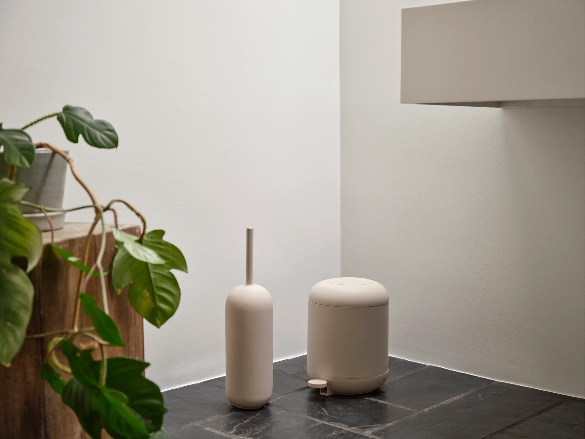 Sensu 脚踏式桶 4 L, 沙色 Zone Denmark