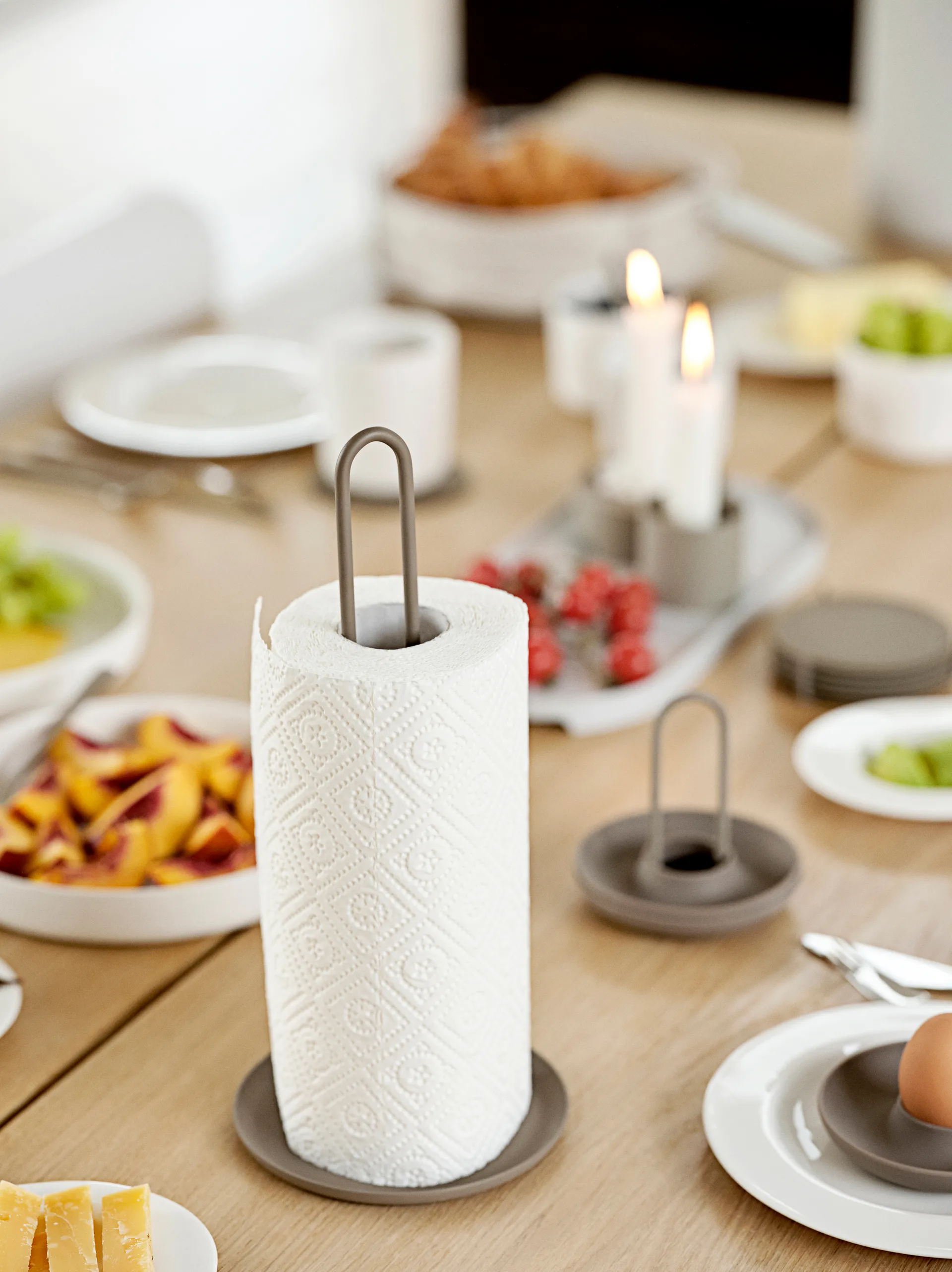 Singles kitchen roll holder, 灰褐色（Taupe） Zone Denmark