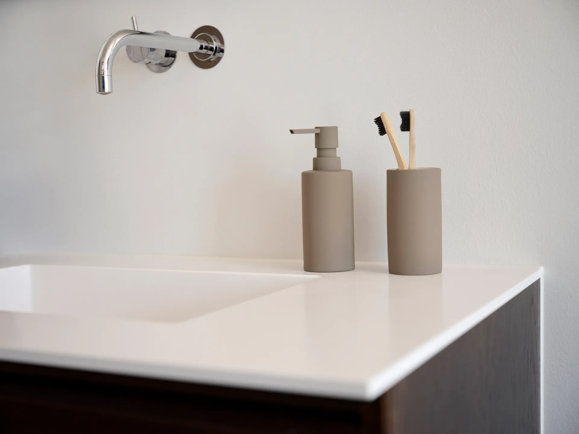 Solo Soap Pump, 灰褐色 Zone Denmark