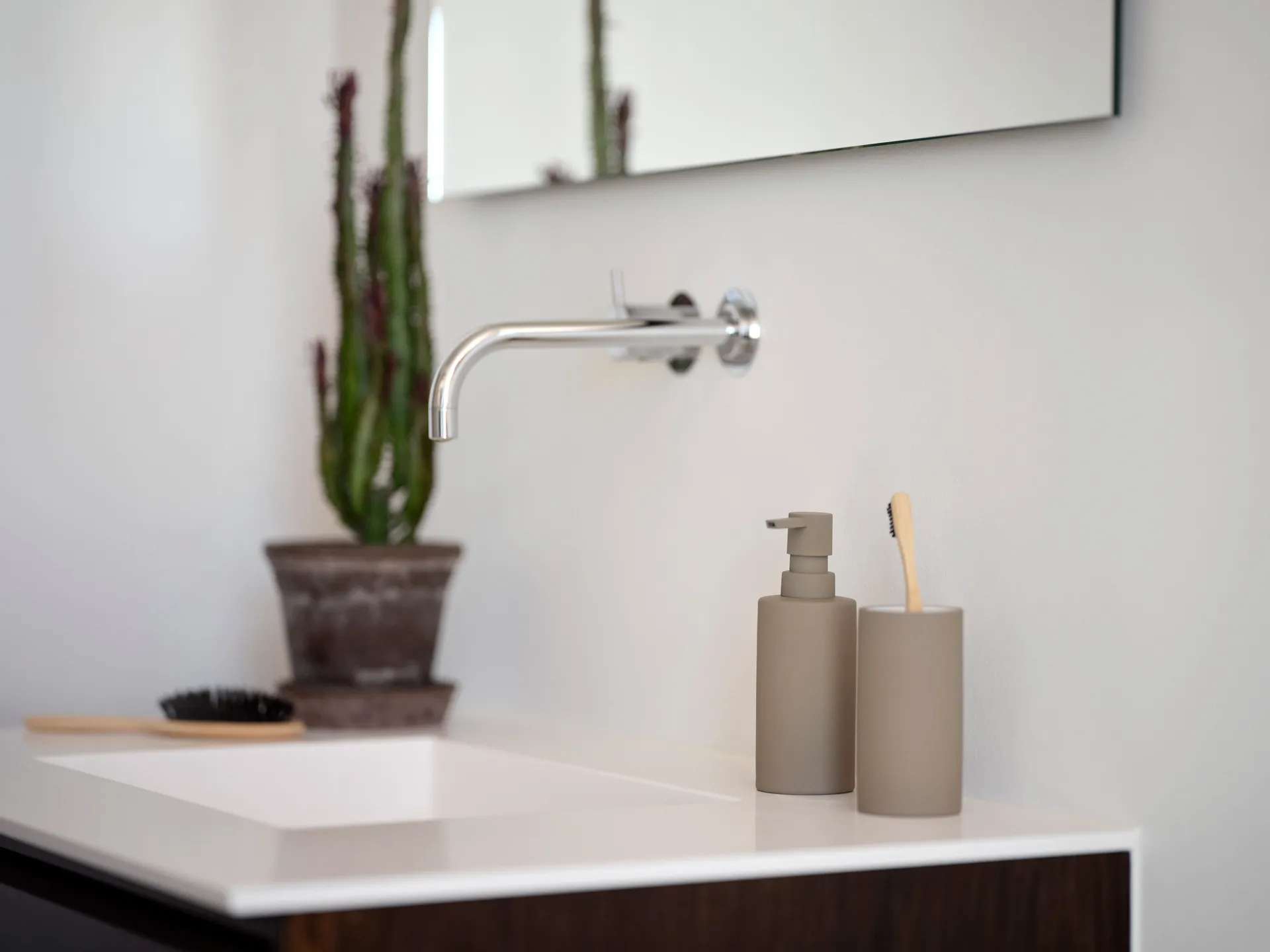 Solo Soap Pump, 灰褐色 Zone Denmark