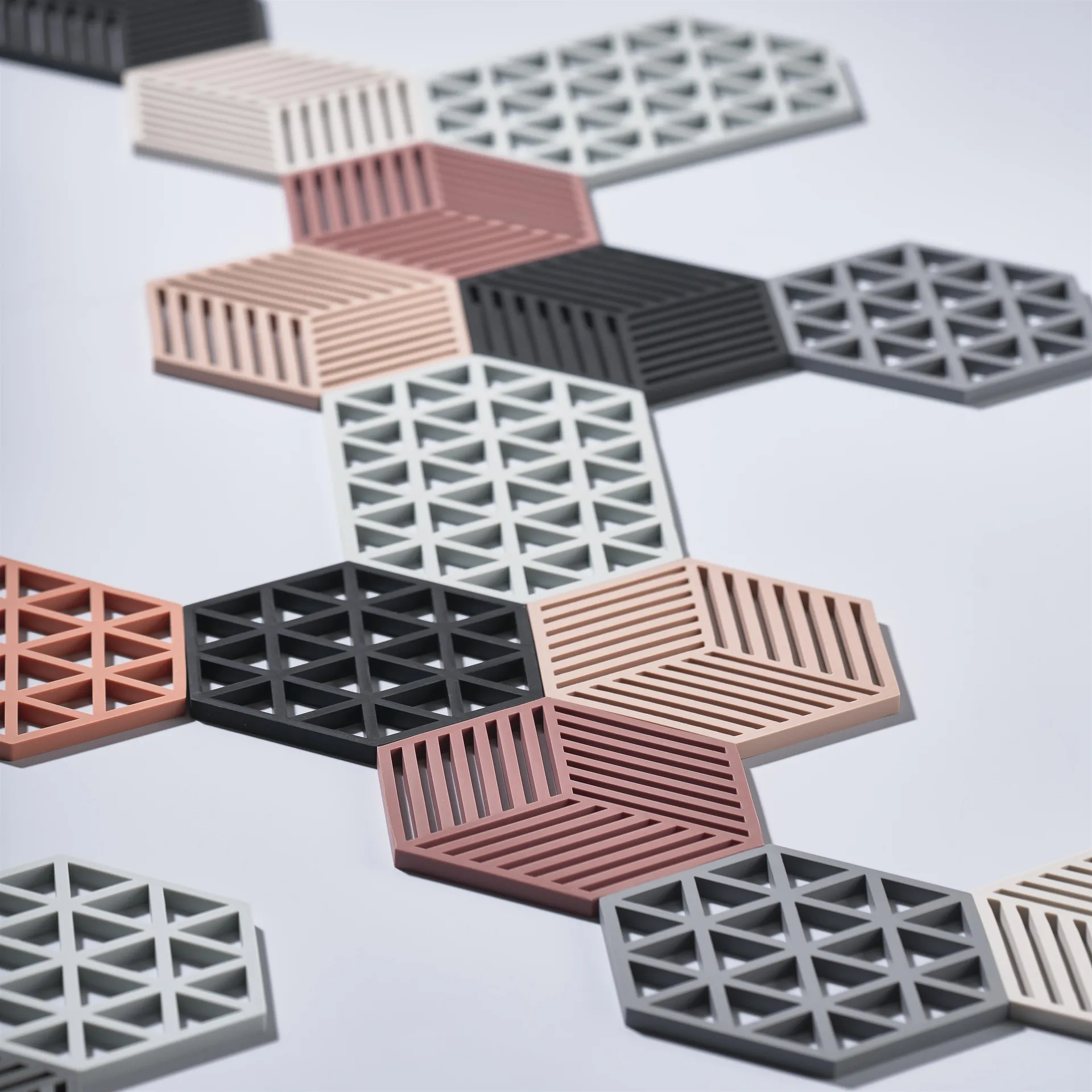 Triangle trivet, cool 灰色 Zone Denmark