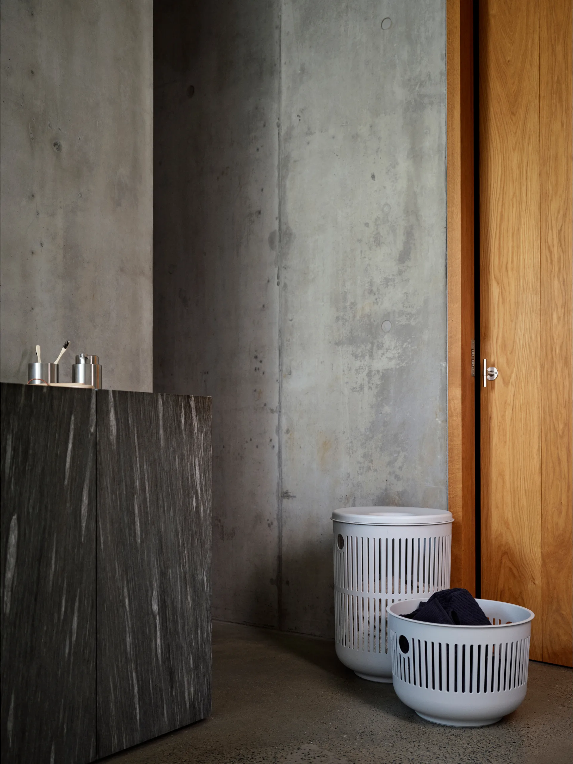 Ume 洗衣篮 Ø40x29 cm, Soft 灰色 Zone Denmark