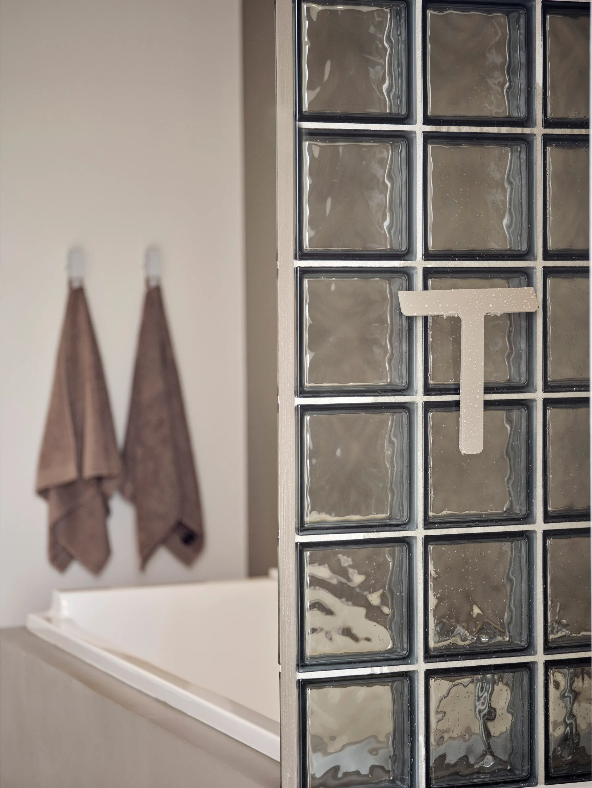 Ume scraper with holder, 灰褐色 Zone Denmark