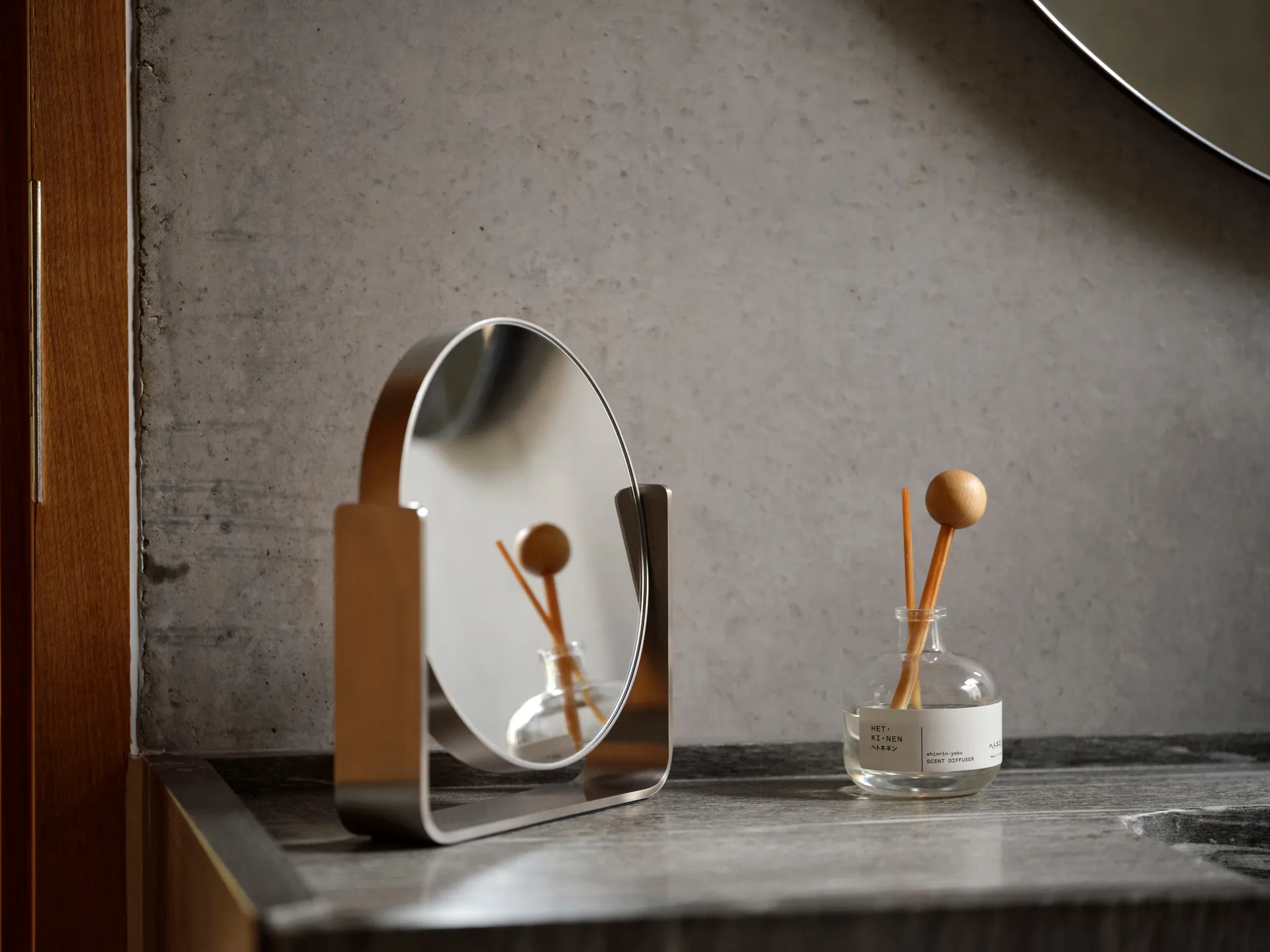 Ume 桌面镜 with 5x magnification 19x19.5 cm, Steel Zone Denmark