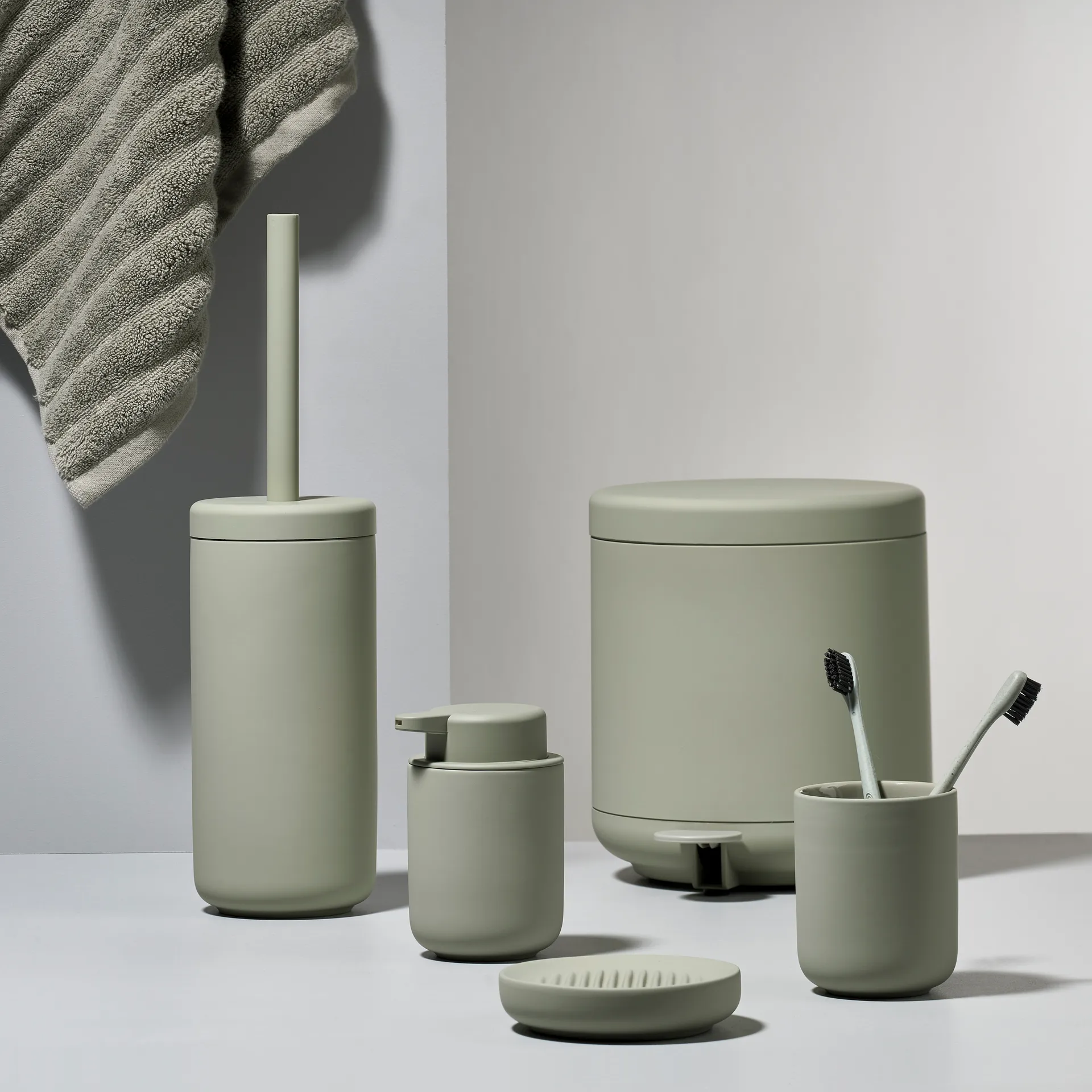 Ume 梅皂液器, 尤加利色 Zone Denmark