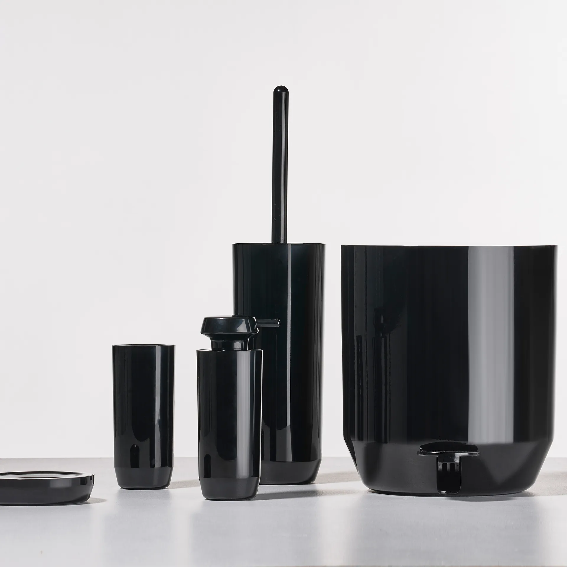 Zone Suii 皂液器 17.5 cm, 黑色 Zone Denmark