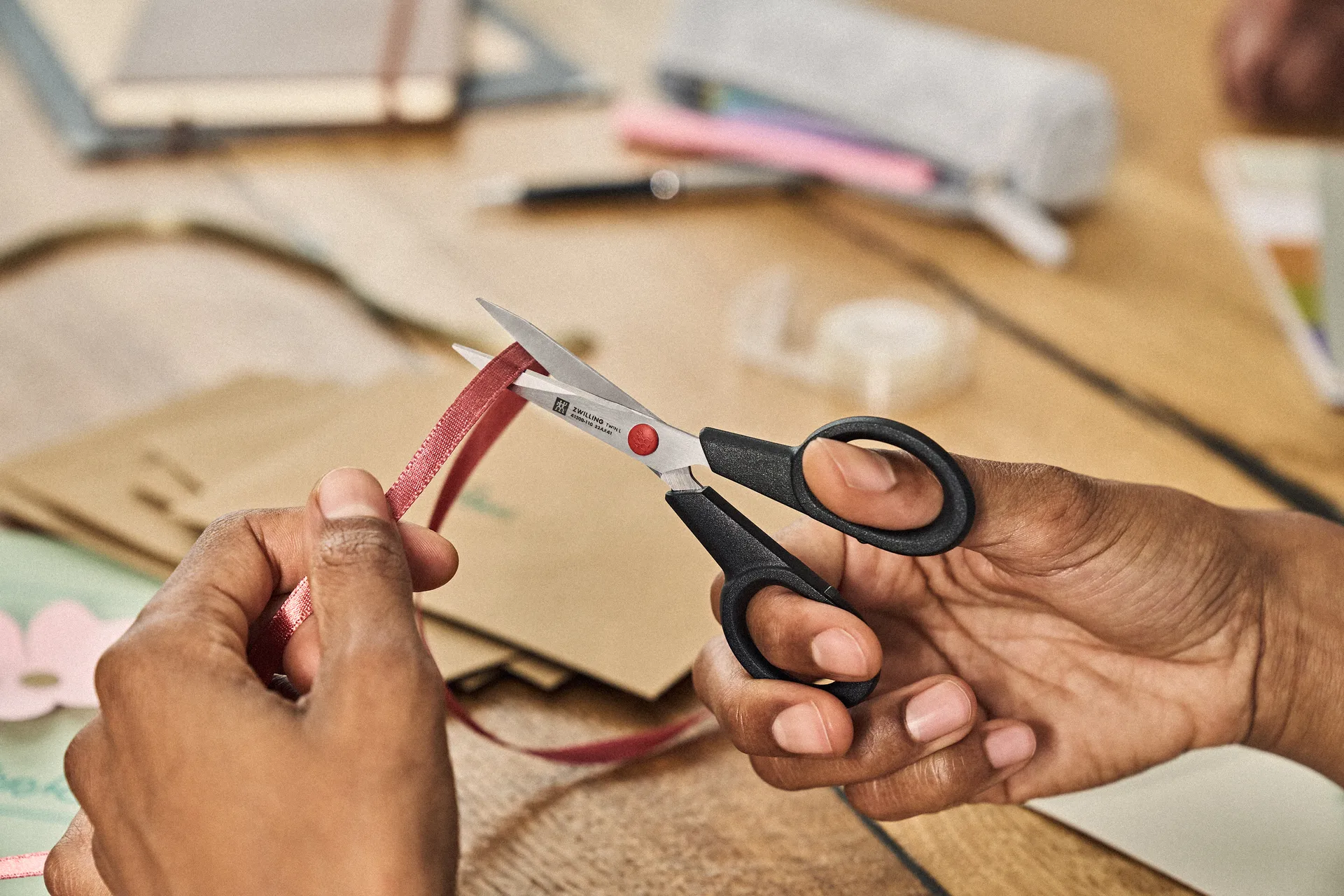 Zwilling 双立人黑色家用剪刀, 11cm Zwilling