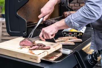 Zwilling BBQ+竹制砧板带集汁托盘 - 39x30cm - Zwilling