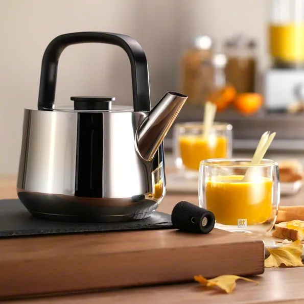 Zwilling Plus kettle with whistle, 1,5 l Zwilling